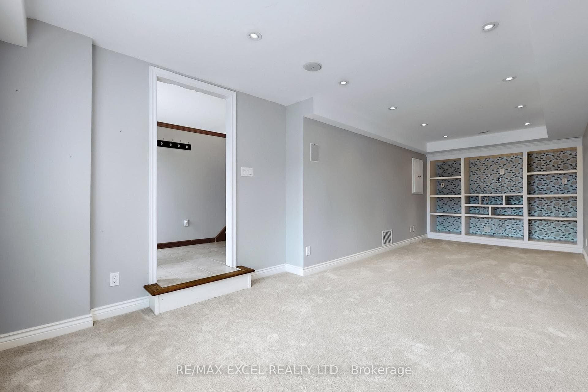 835 Legge Court photo 20
