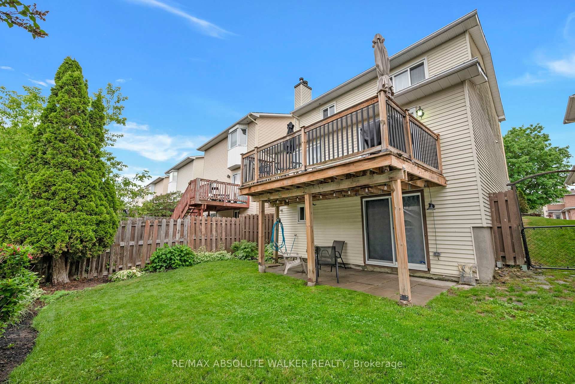 2061 Legrand Crescent photo 42