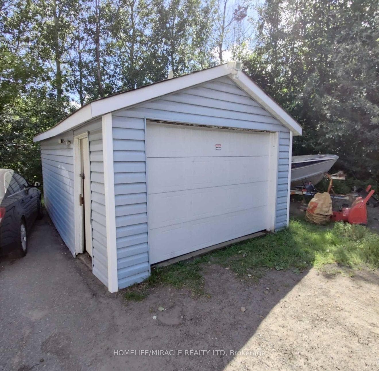 297 Morris Street photo 34