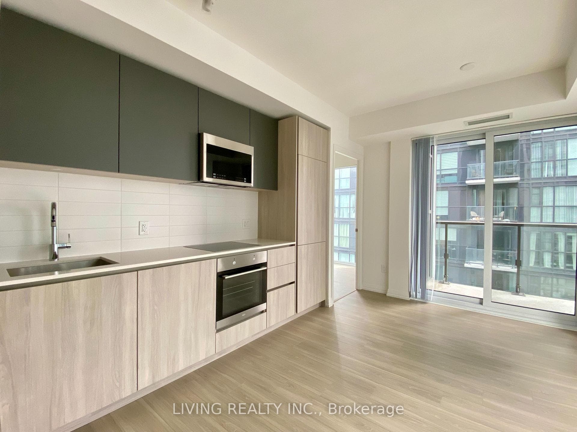 8 Widmer Street Unit 3803 photo 13
