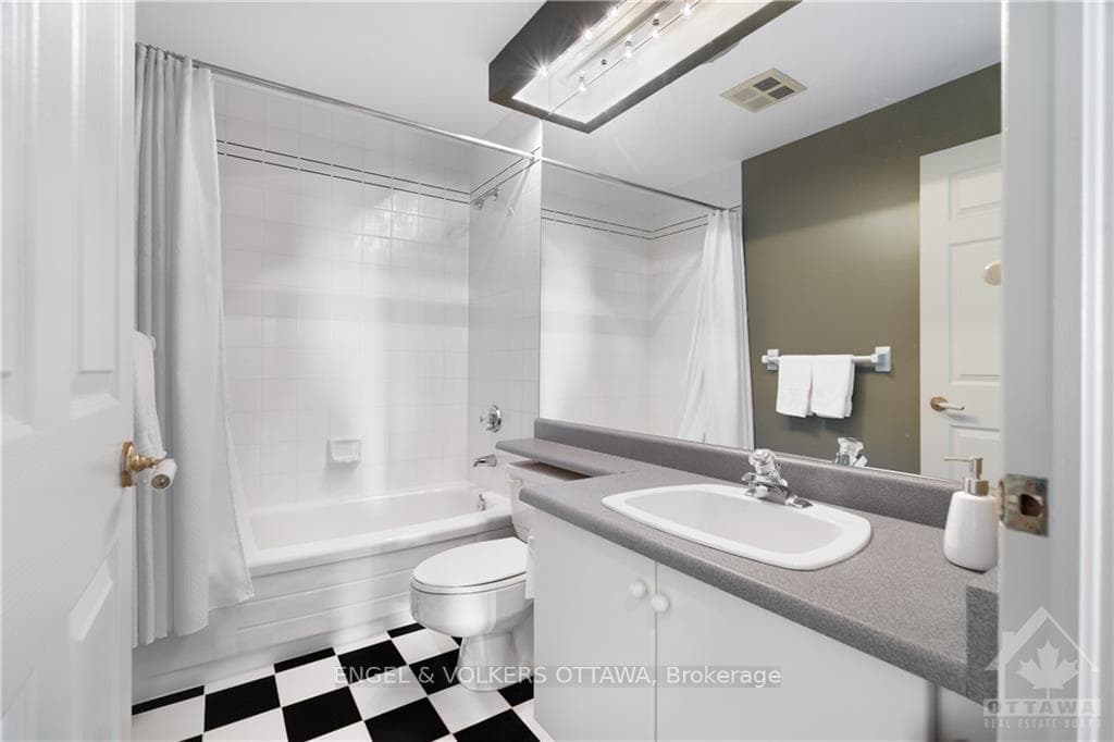 1480 RIVERSIDE Drive Unit 2107 photo 19