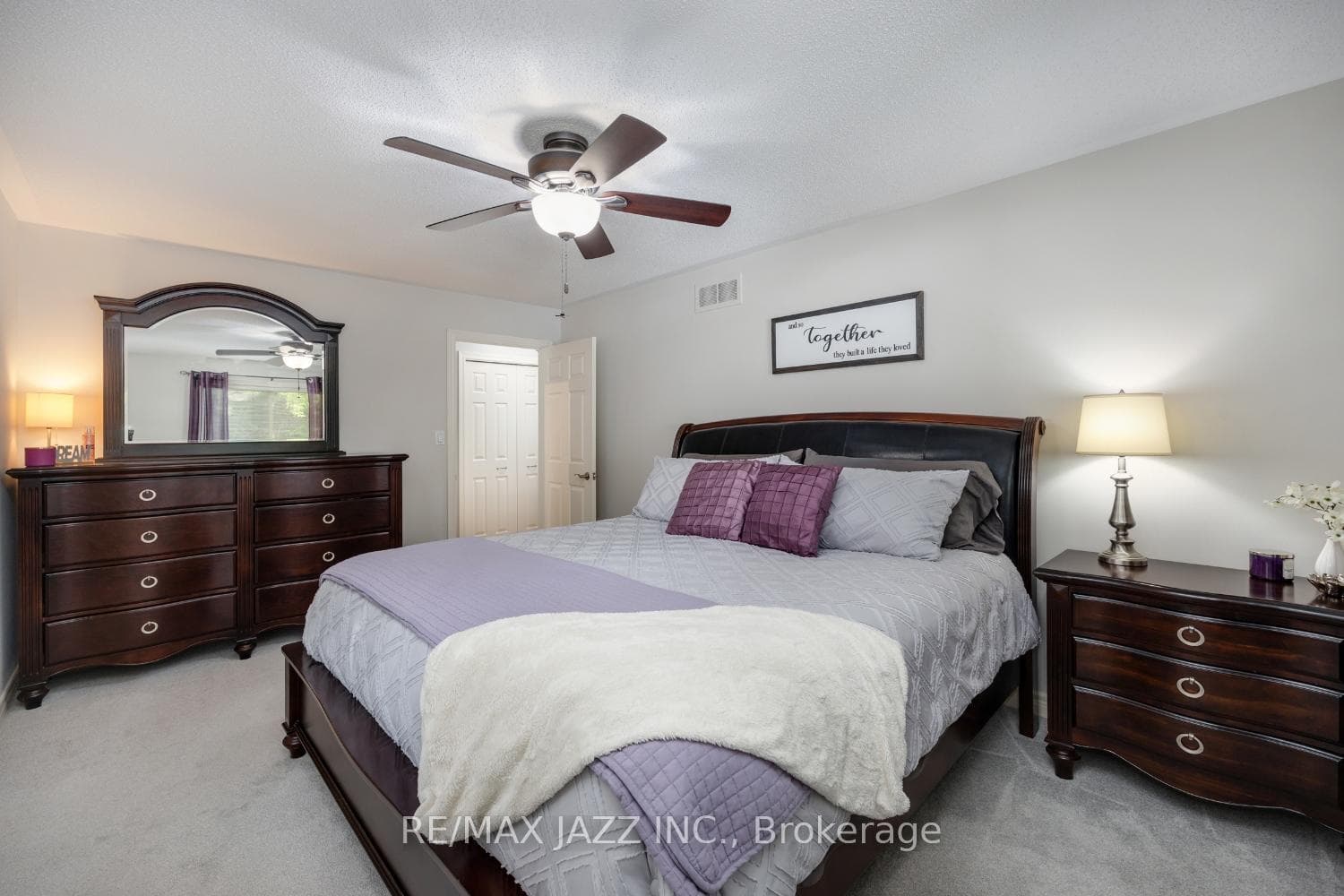 1030 Stone Cottage Crescent photo 15