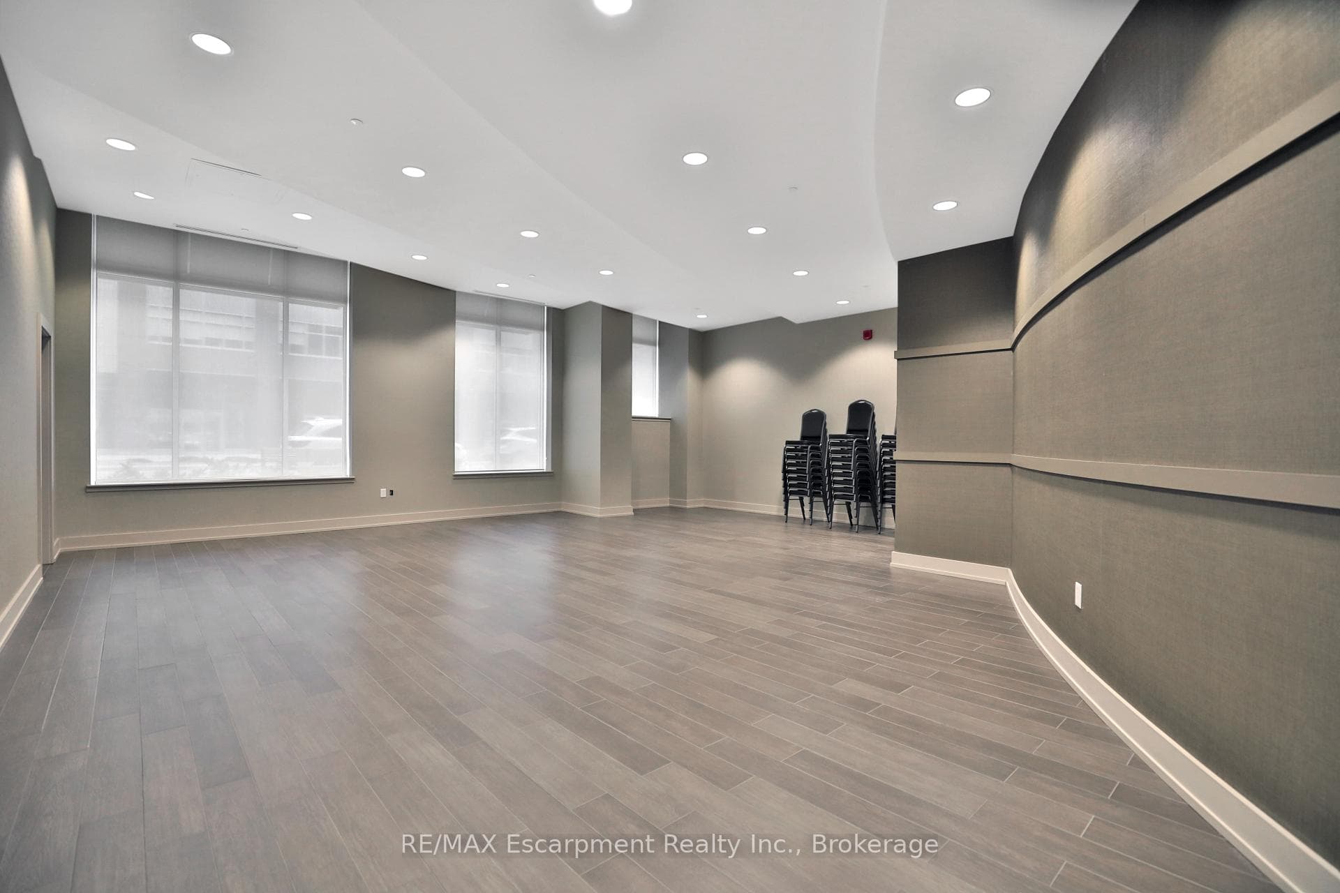 216 Oak Park Boulevard Unit 431 photo 19