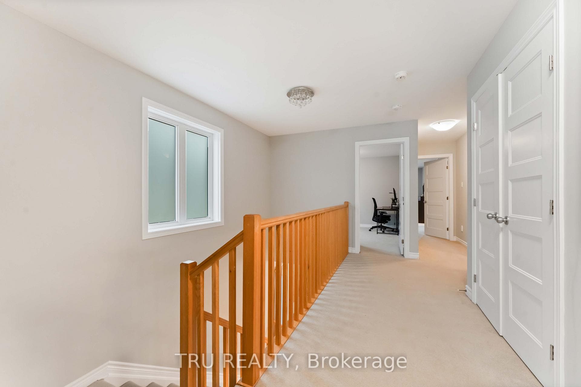 4031 Kelly Farm Drive photo 17