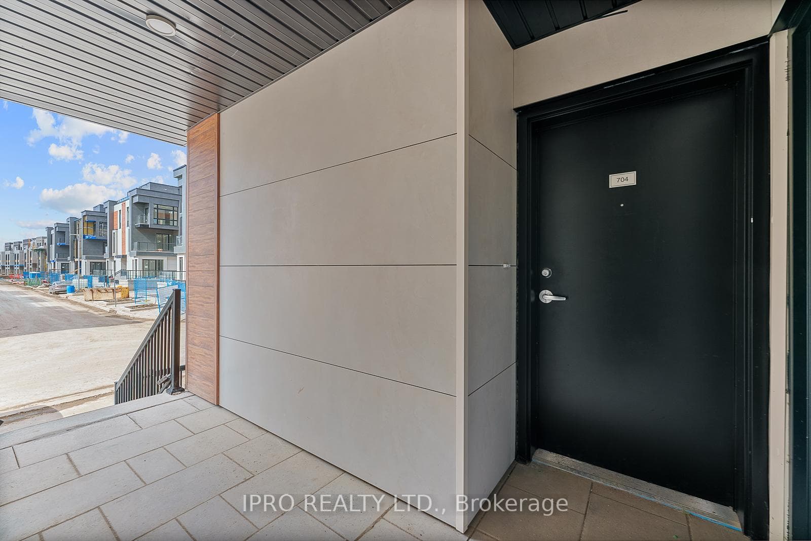 5 Steckley House Lane Unit 704 photo 5