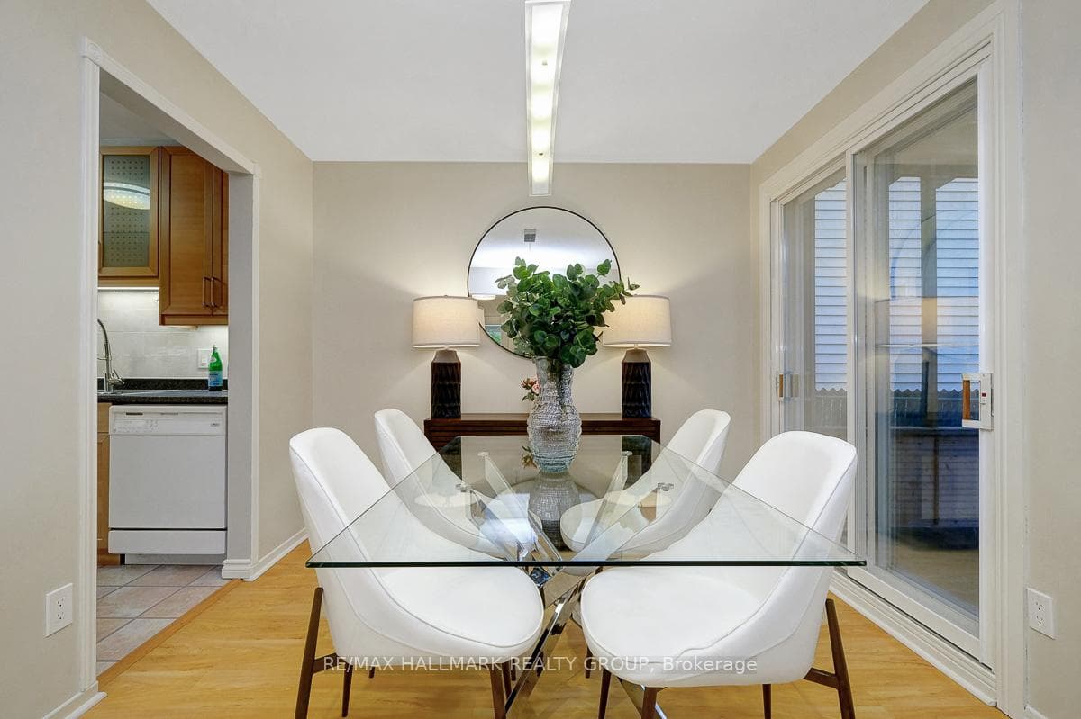 1047 Arrowhead Place photo 13