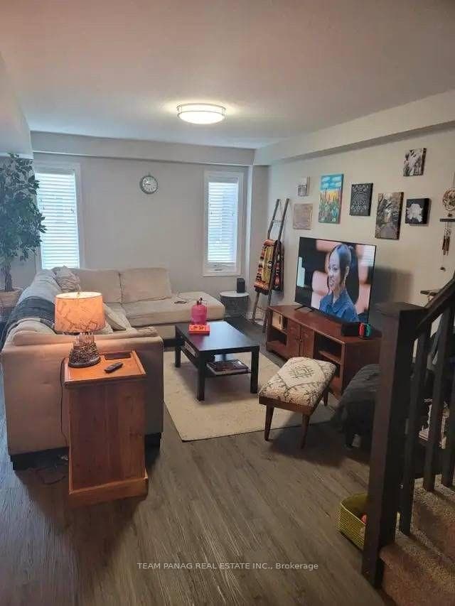 3306 Strawberry Walk photo 5