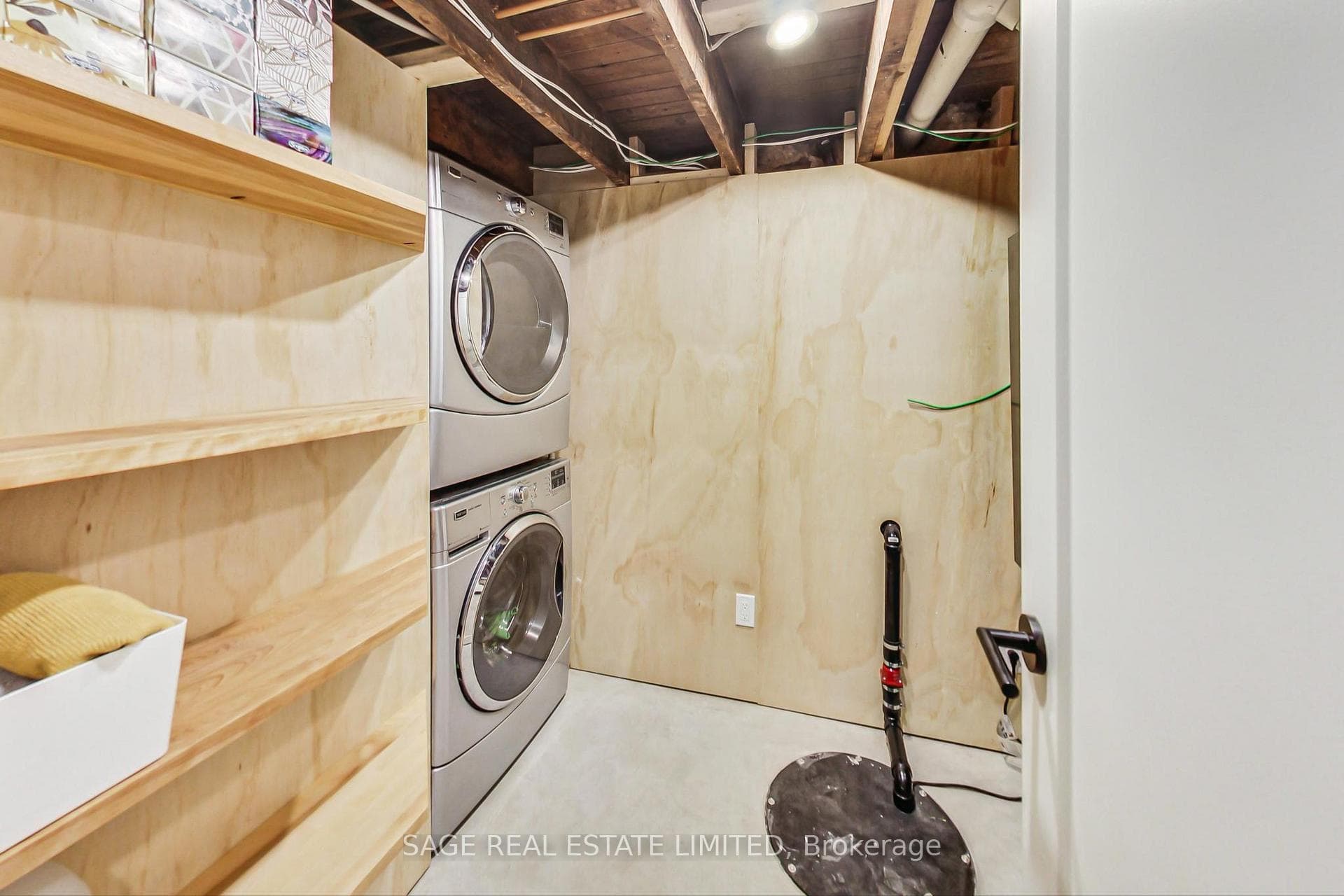 506 Quebec Avenue photo 31