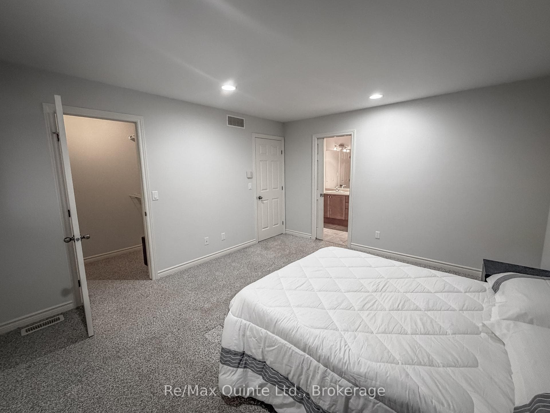 10 Boyce Court photo 15