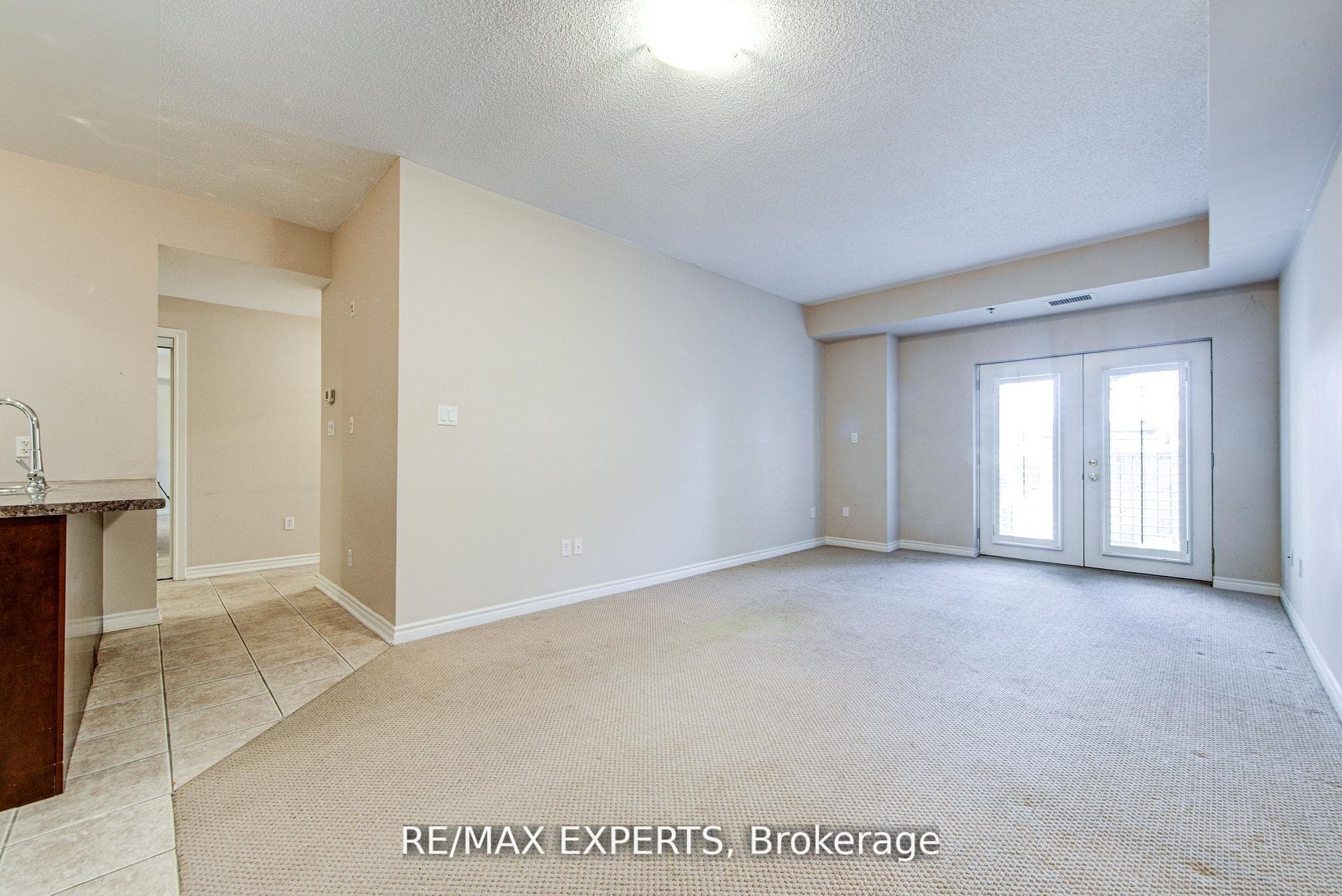 391 Plains Road Unit 102 photo 20