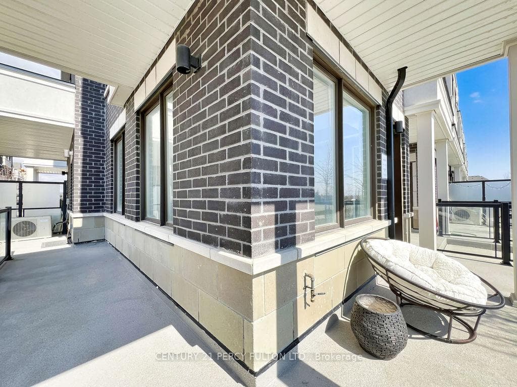 1711 Pure Springs Boulevard Unit 512 photo 2