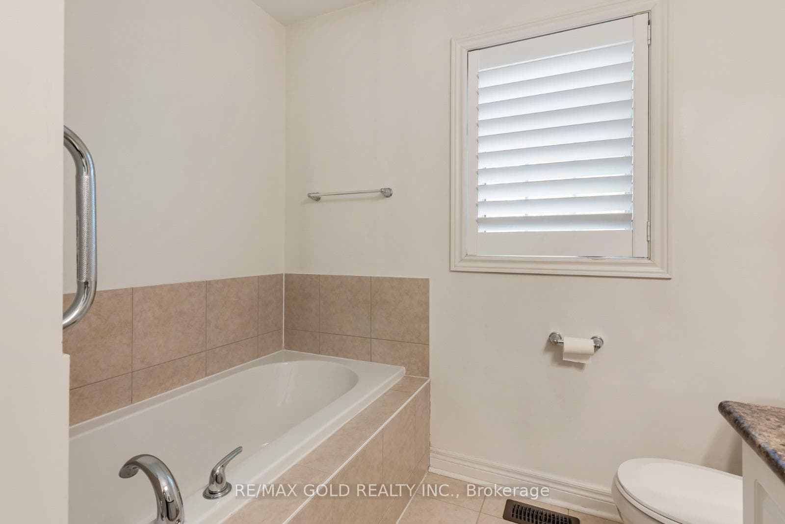 7 Mccardy Court photo 27