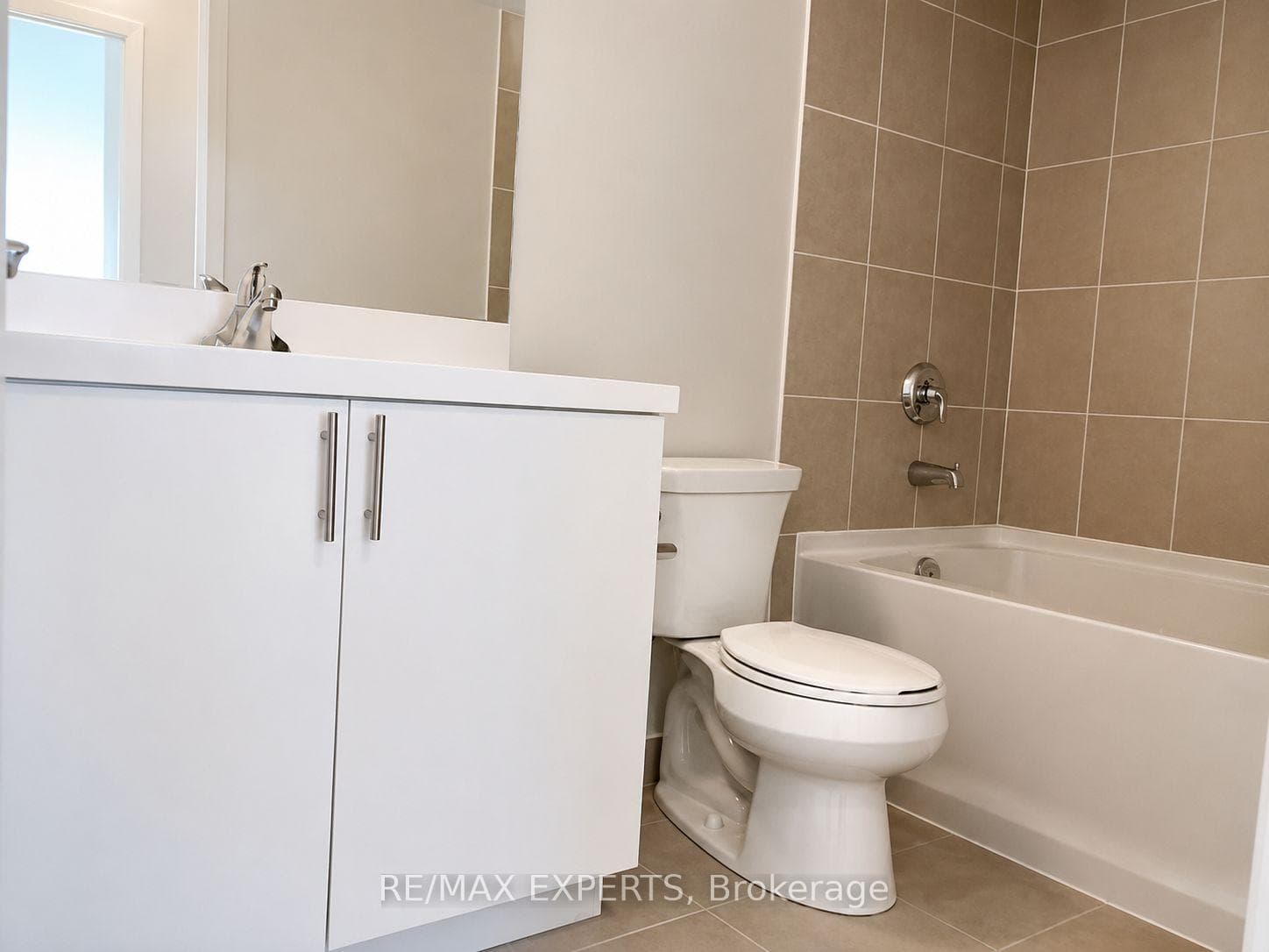 830 Lawrence Avenue Unit 1120 photo 6
