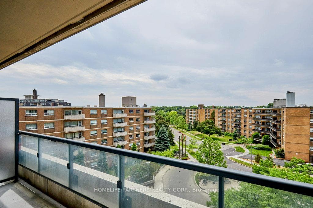 35 Fontenay Court Unit 601 photo 25