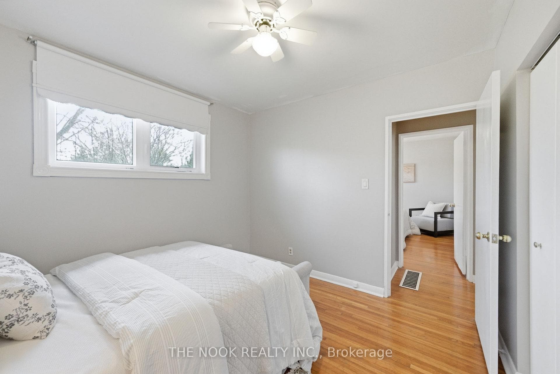1005 Centre Street photo 20