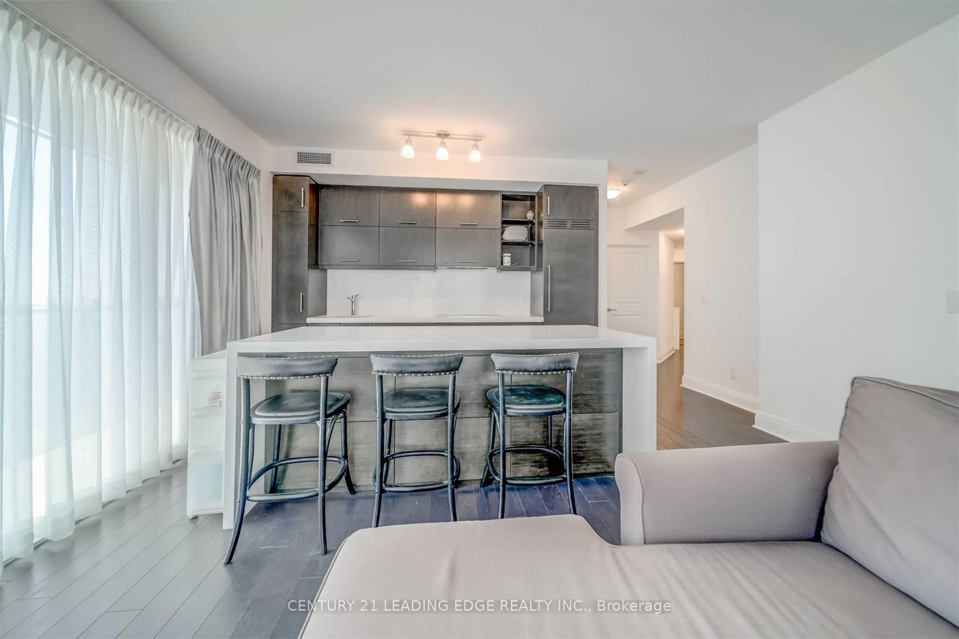 1080 Bay Street Unit 2302 photo 7