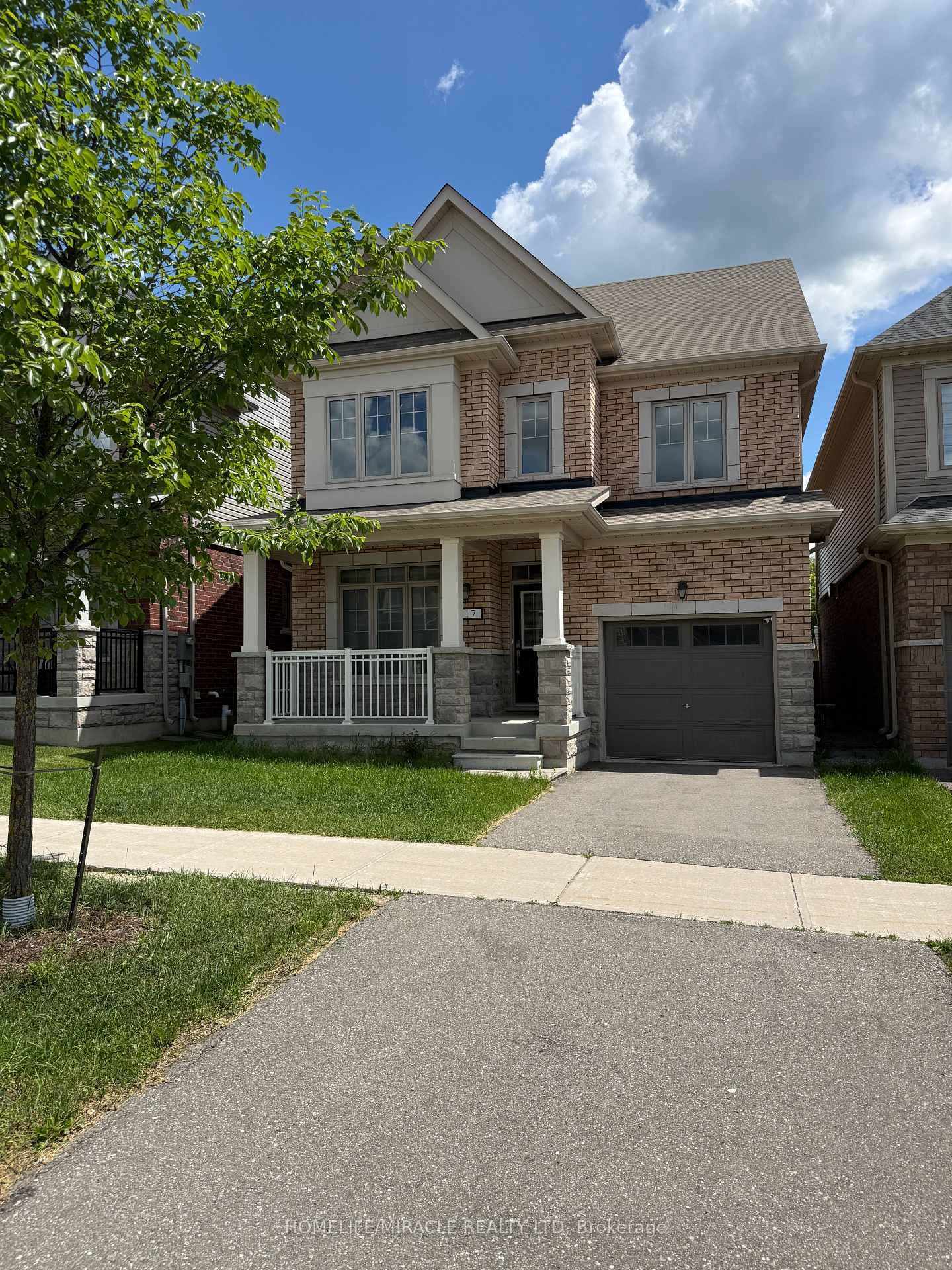 17 Casserley Crescent photo 1
