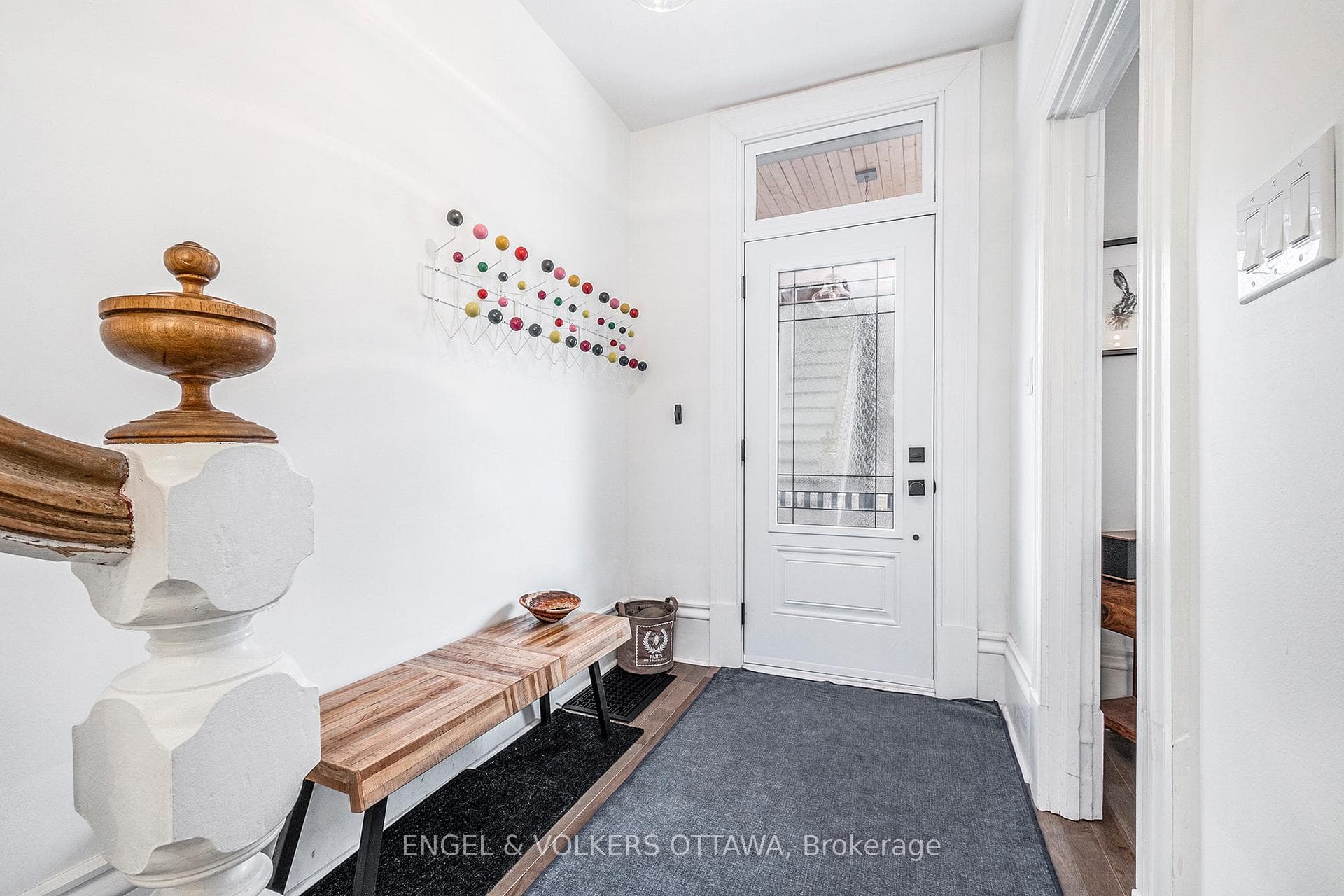284 Avondale Avenue photo 5