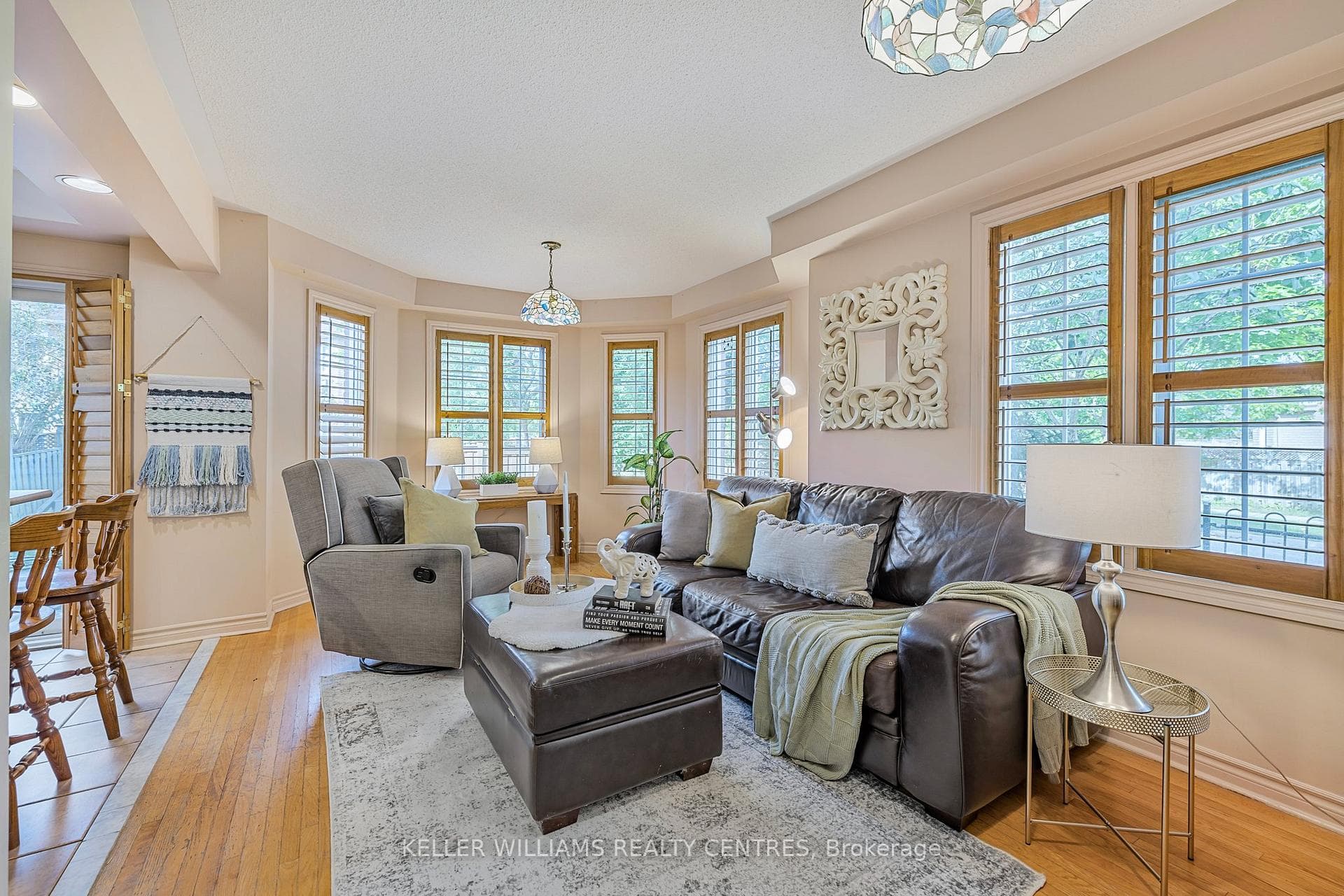 1 Silverdart Crescent photo 6