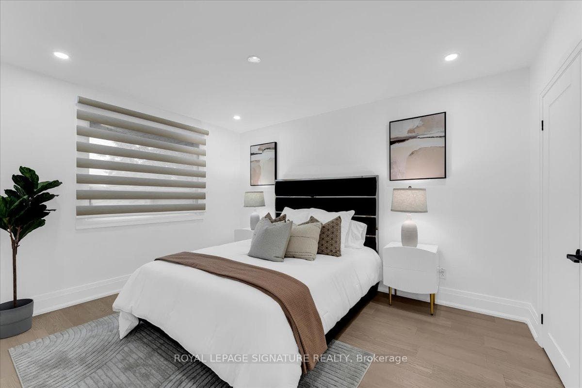 29 Broadlands Boulevard photo 16
