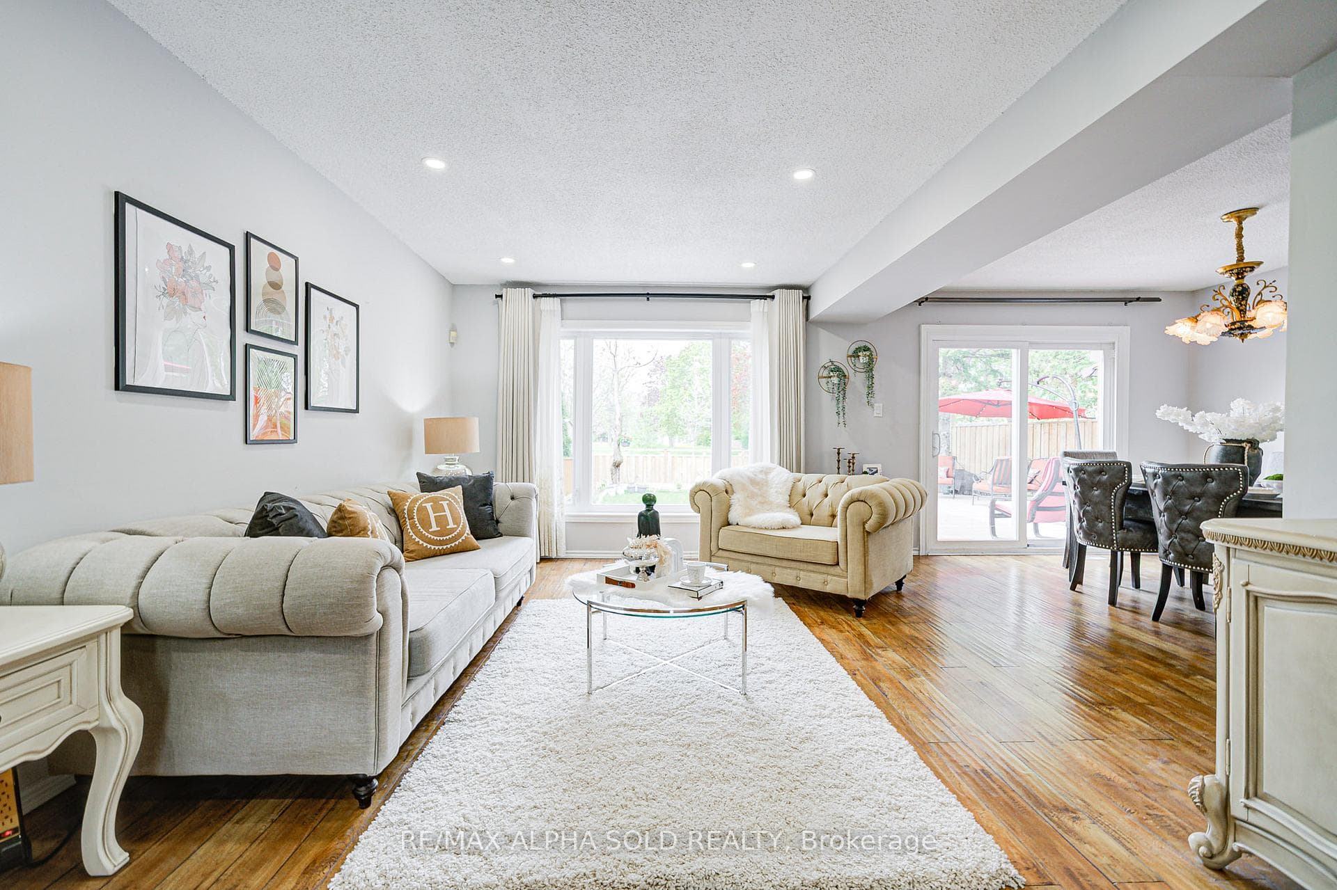 70 Clydesdale Drive photo 17