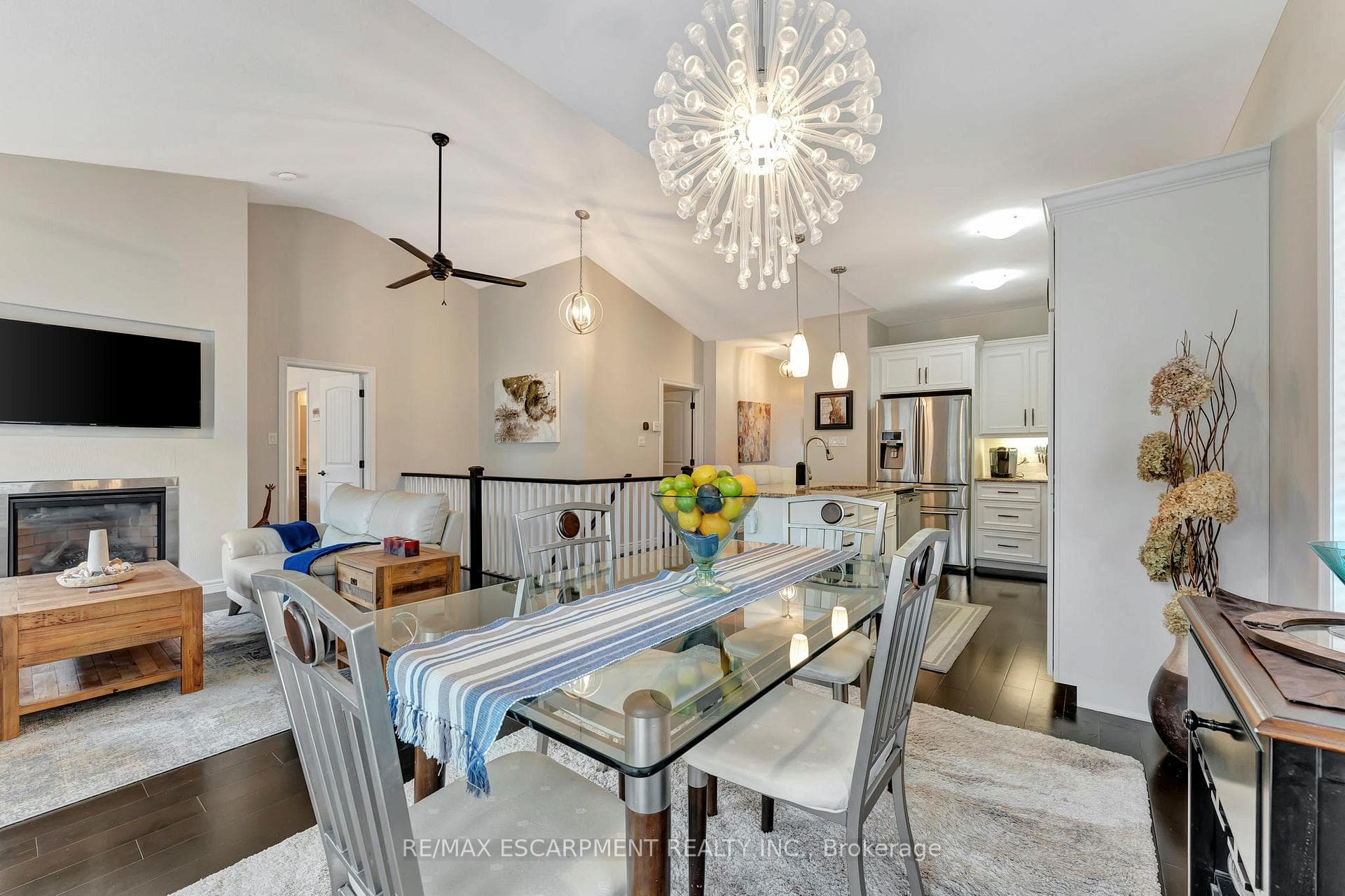 35 VIKING Lane photo 20