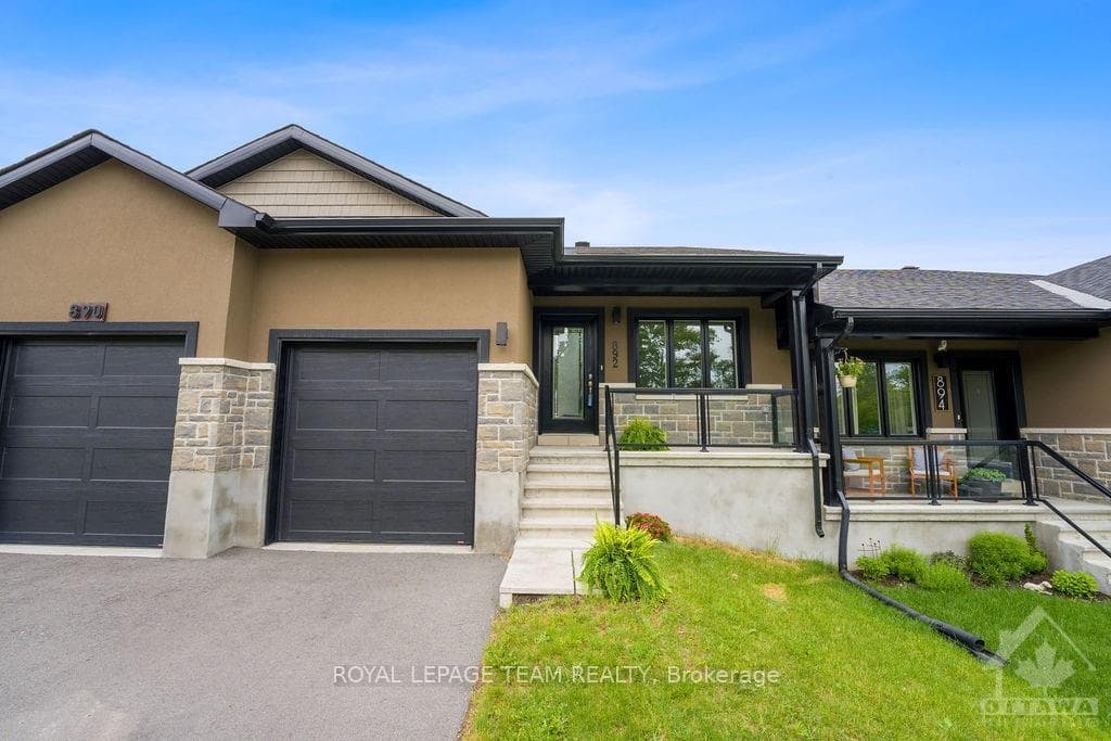 892 REAUME Street photo 3