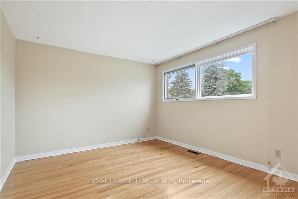 2754 DRAPER Place photo 18