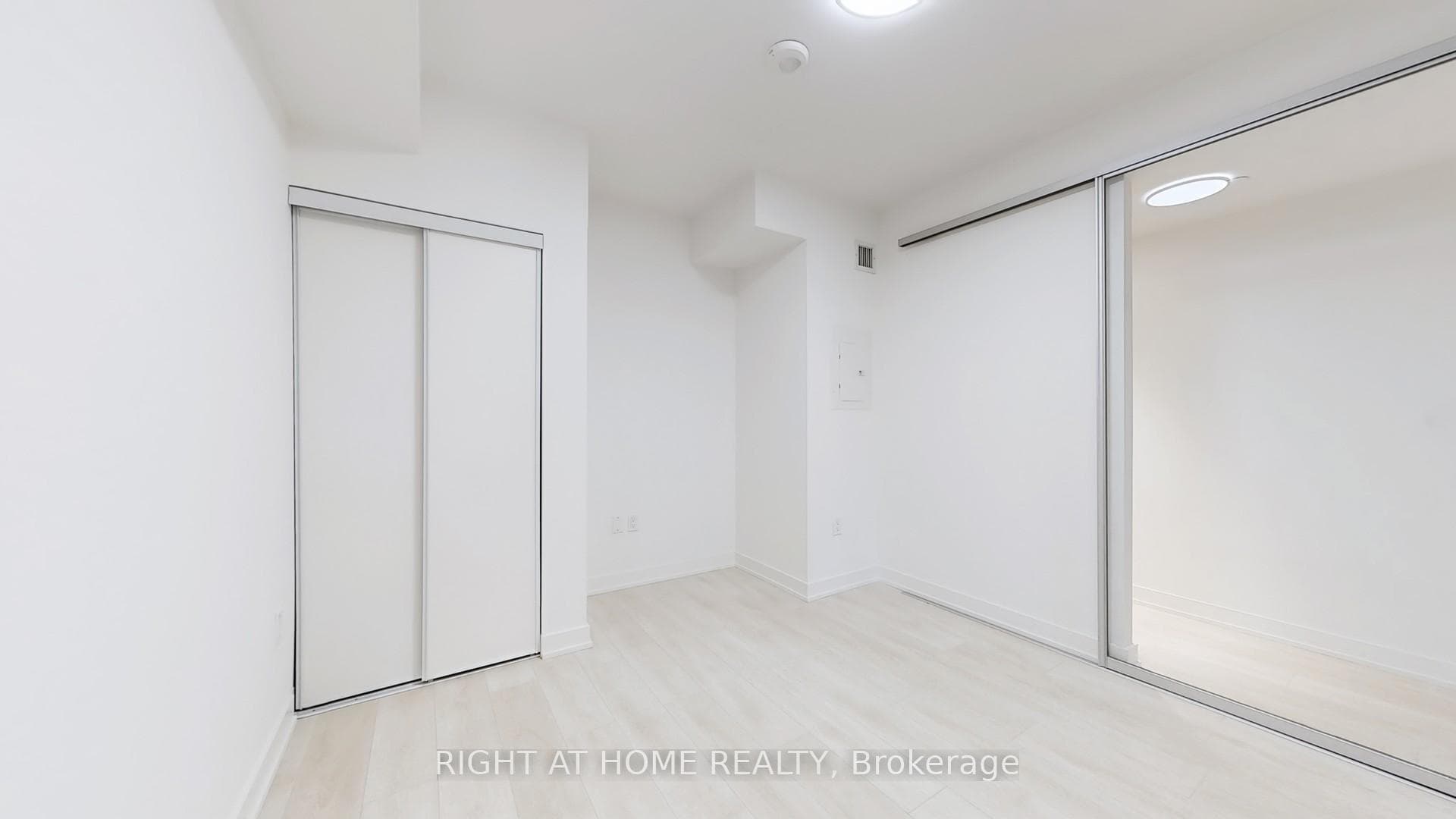 117 Broadway Avenue Unit 308 photo 12