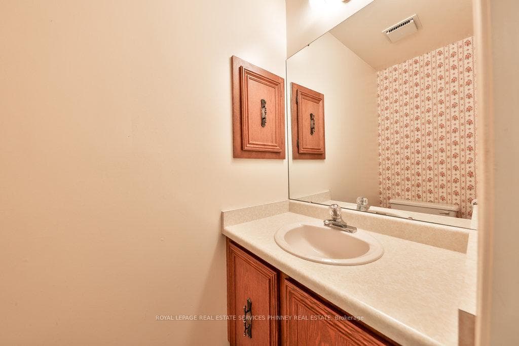 94 Germorda Drive photo 13