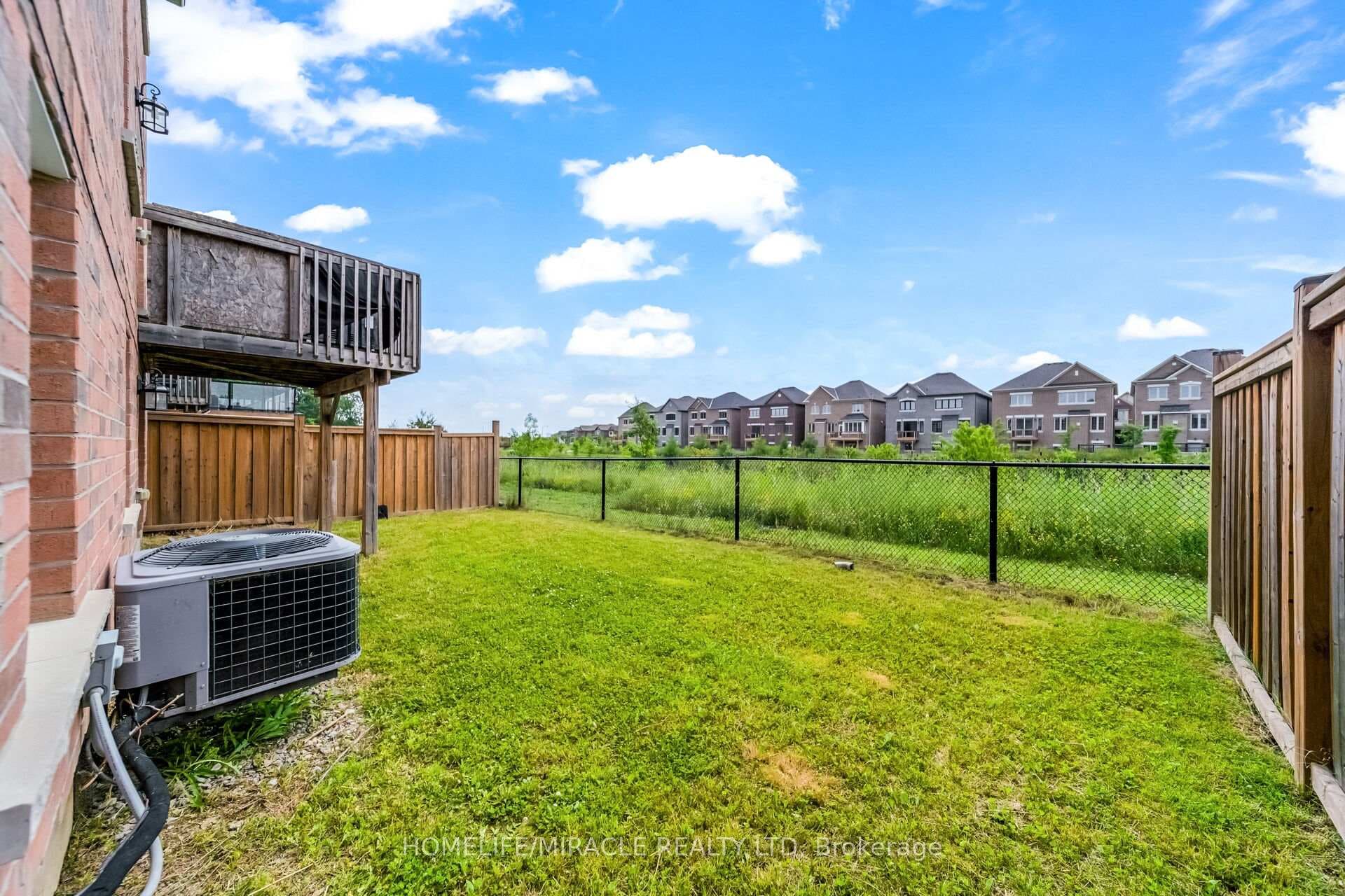 14 Abercrombie Crescent photo 49
