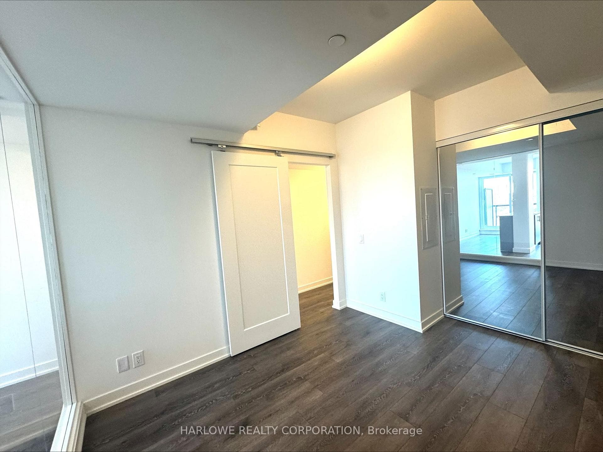 2 Manderley Drive Unit 607 photo 7