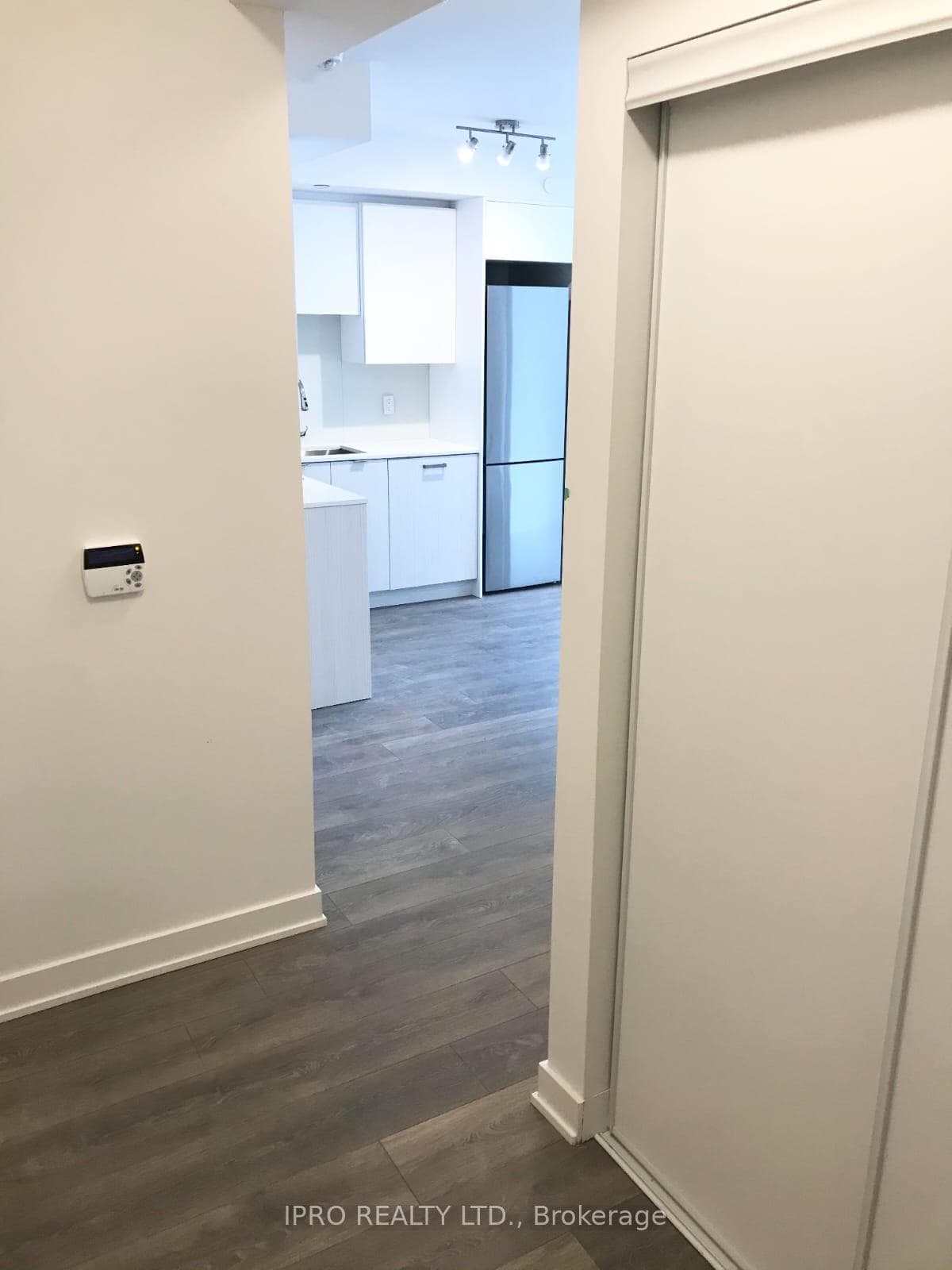 195 Redpath Avenue Unit 712 photo 22