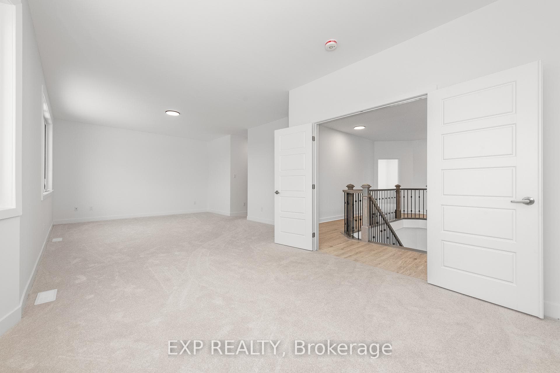 349 Antler Court photo 19