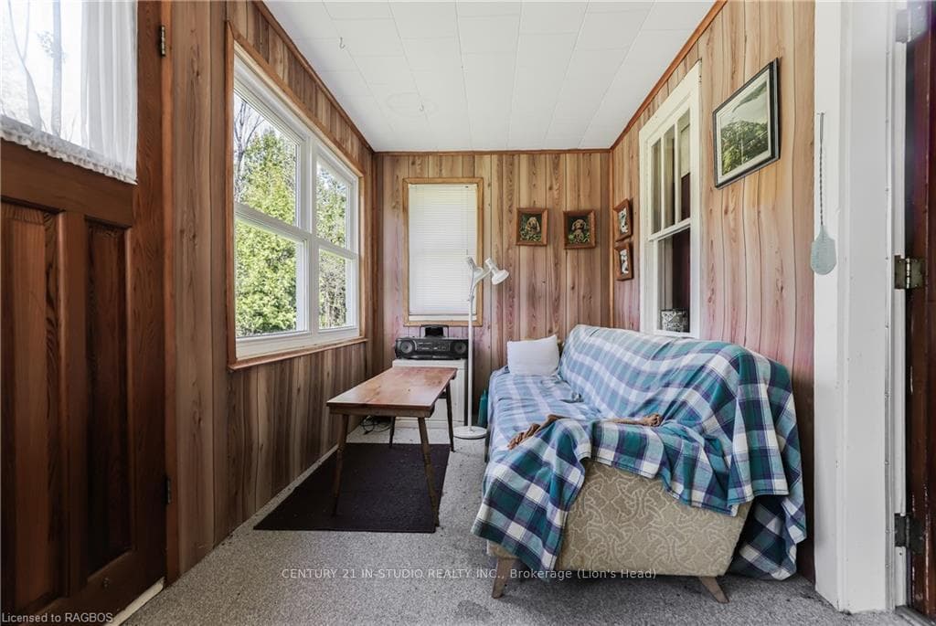 544 WEST Road photo 15