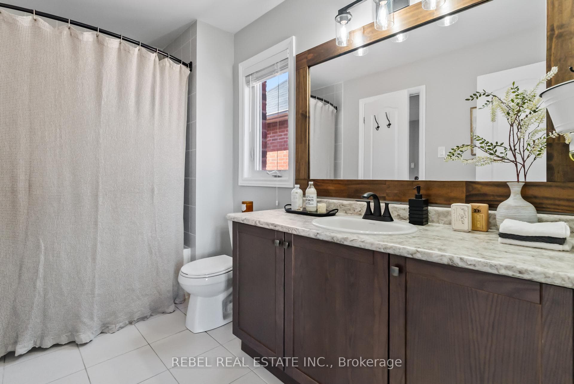 46 Willoughby Place photo 29