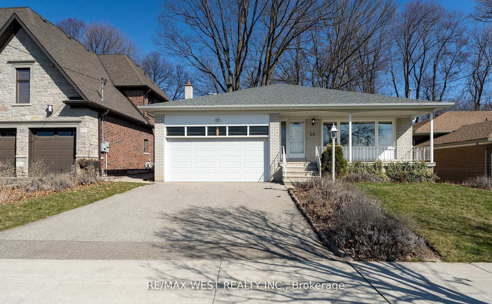 28 Braywin Drive photo 1