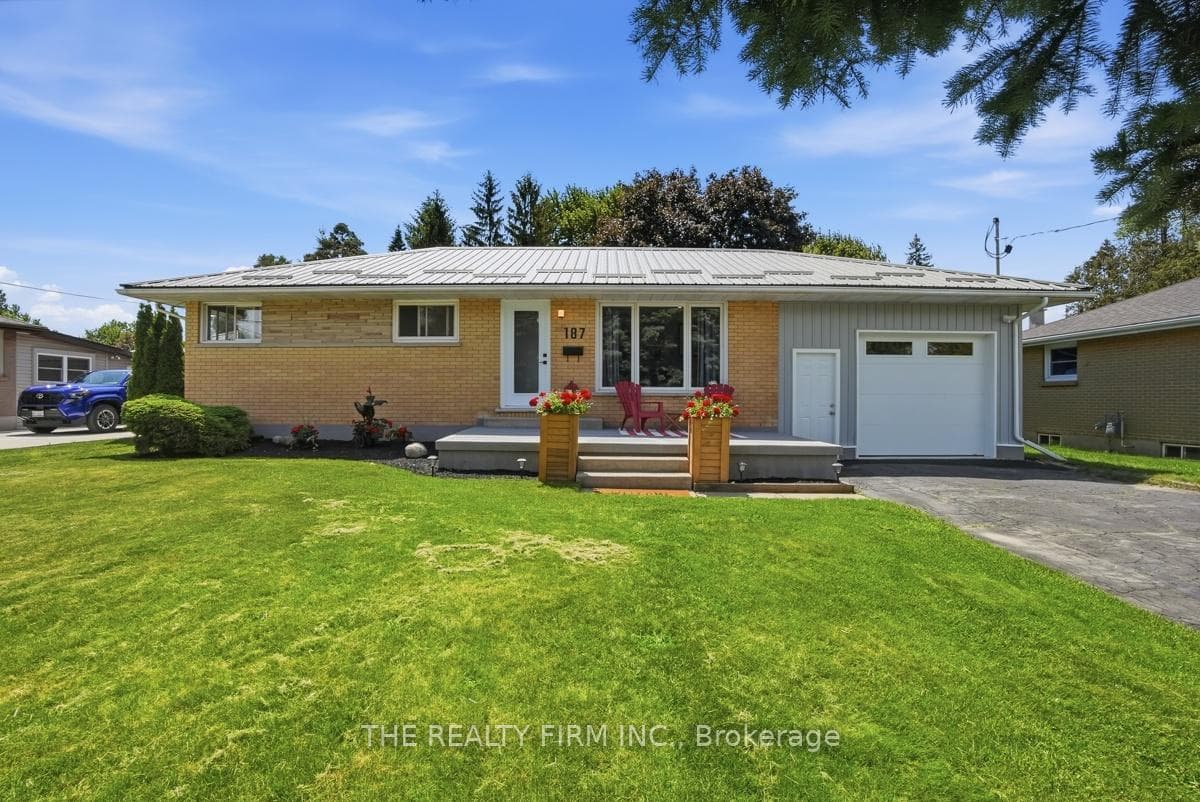 187 Byron Street photo 1