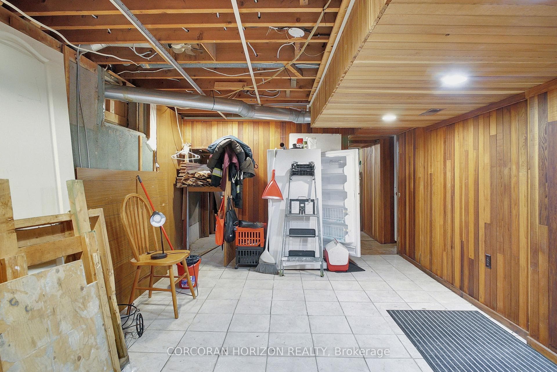 101 Clark Avenue photo 33