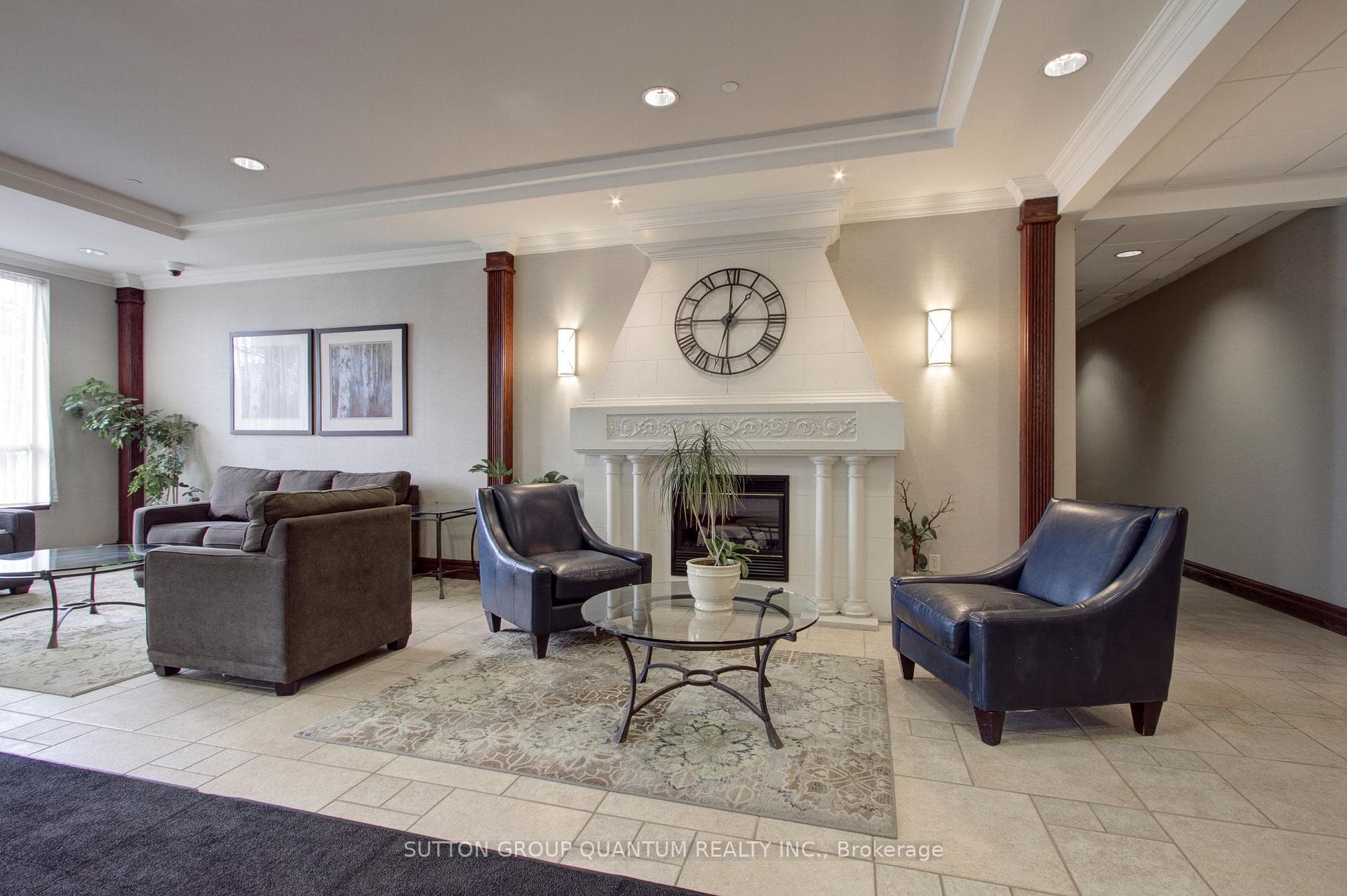 2545 Erin Centre Boulevard Unit 301 photo 5