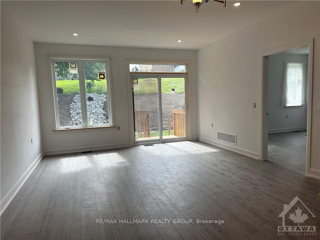 1547 FLANDERS Road photo 16