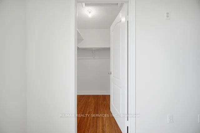 75 Wilmont Court photo 20