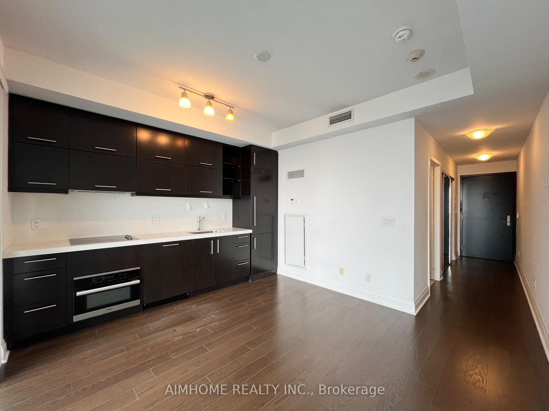 1080 Bay Street Unit 4207 photo 5