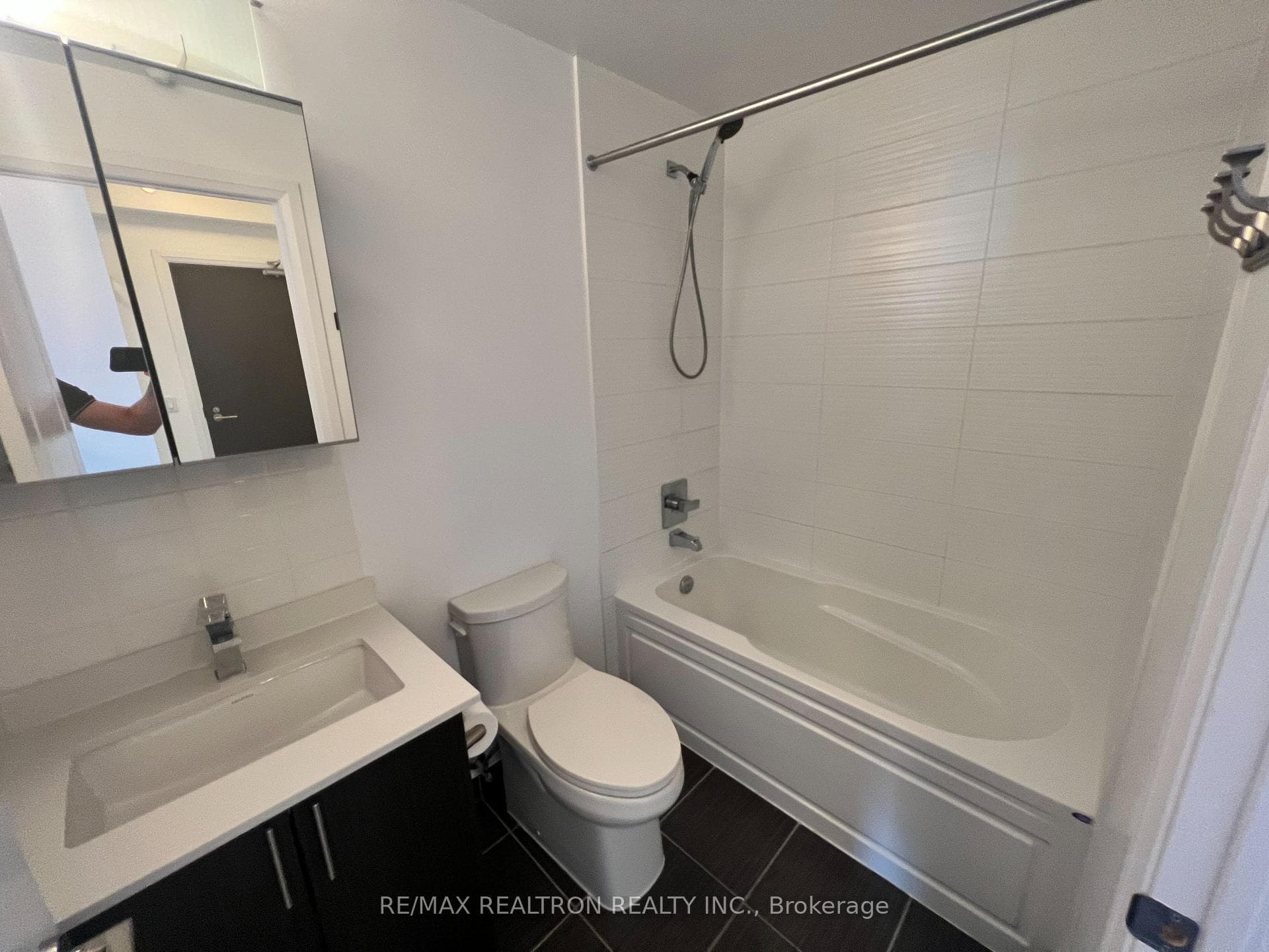 7890 Bathurst Street Unit 2008 photo 15