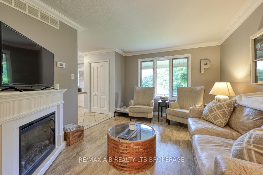94 Mason Drive photo 11