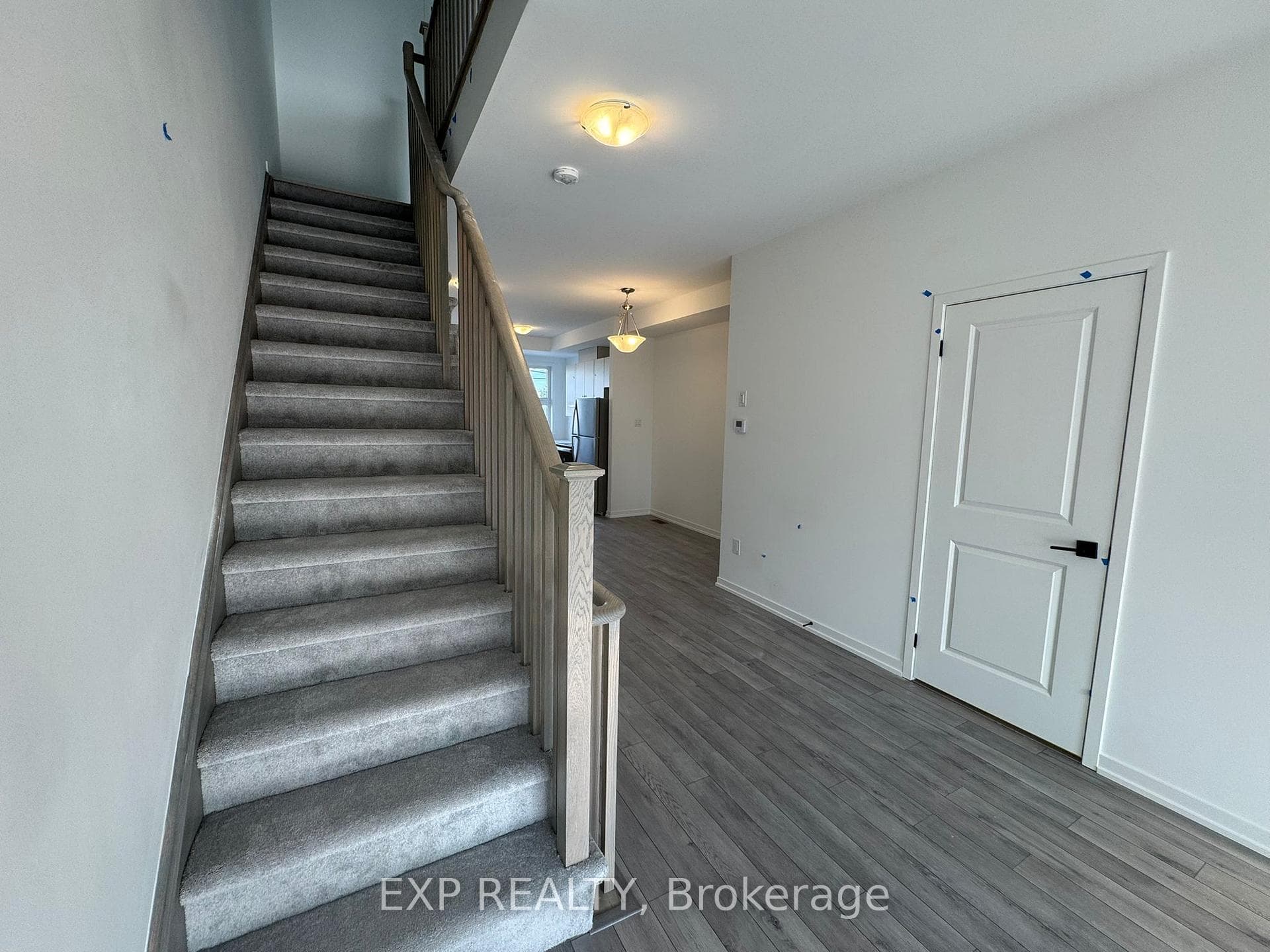 143 Hunt Street photo 19
