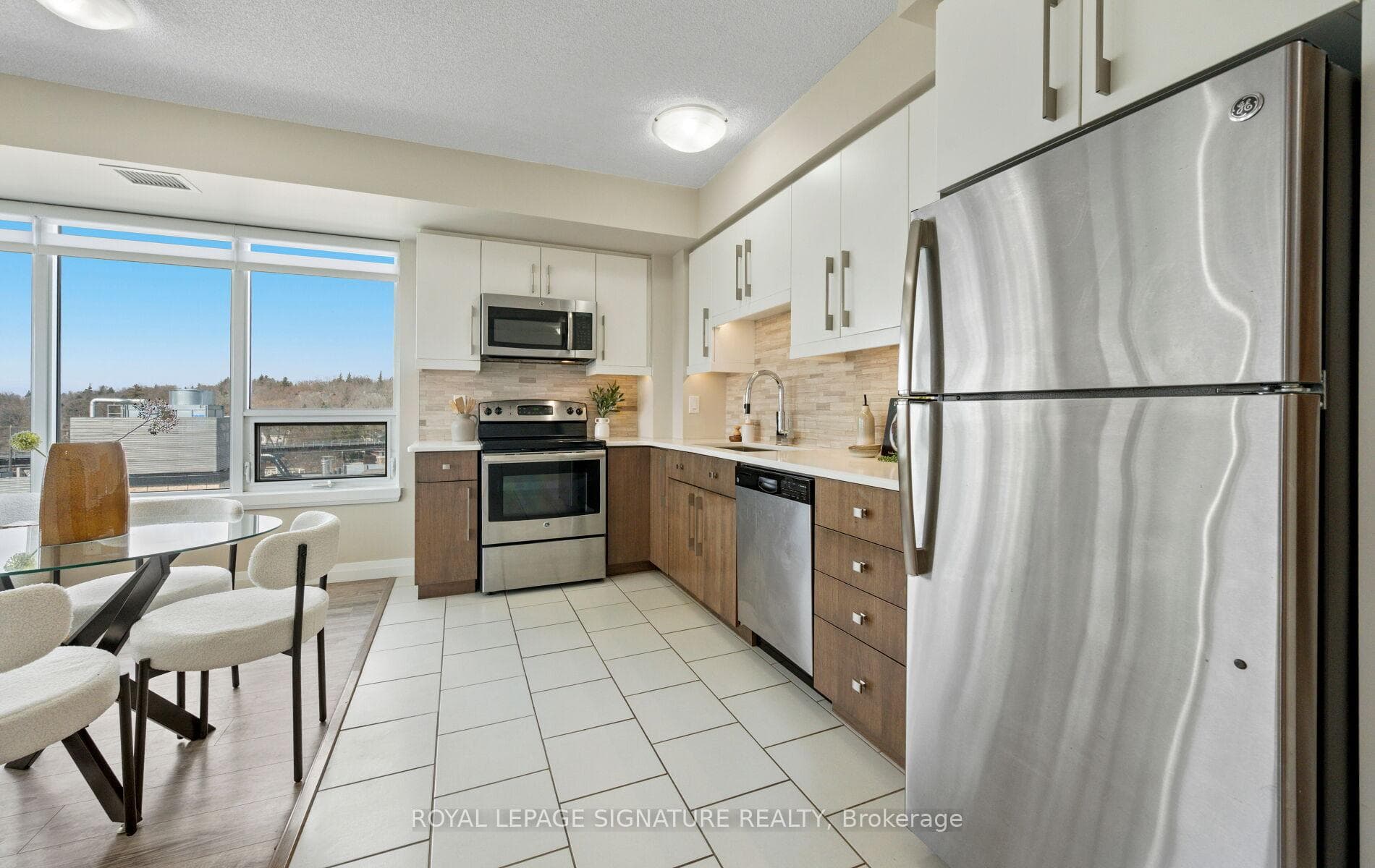 53 Arthur Street Unit 706 photo 14