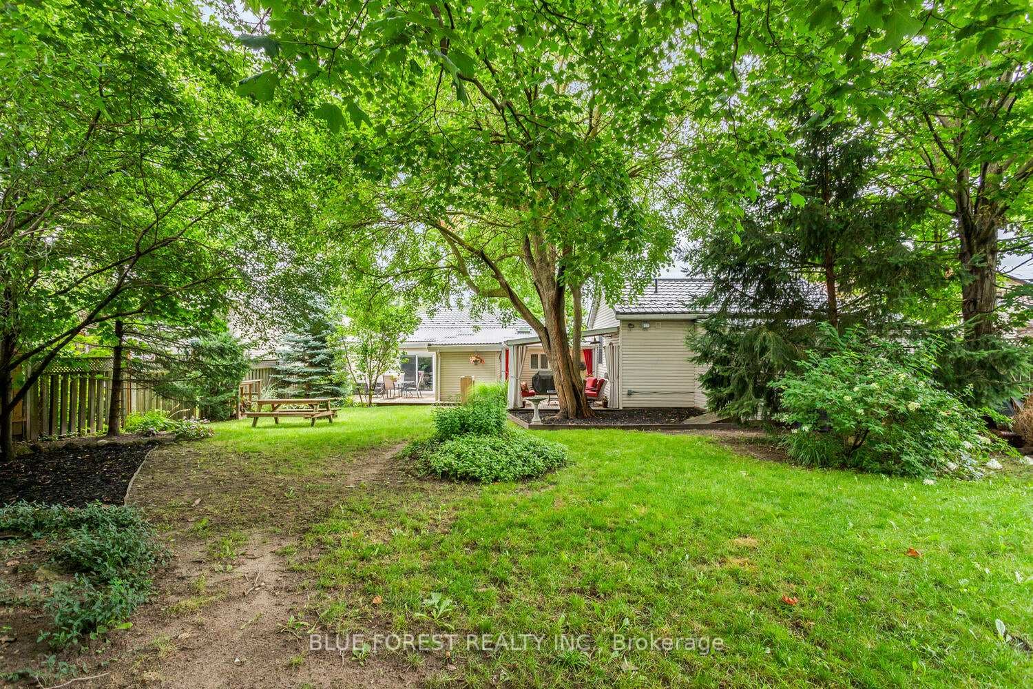 1252 Hamilton Road photo 38