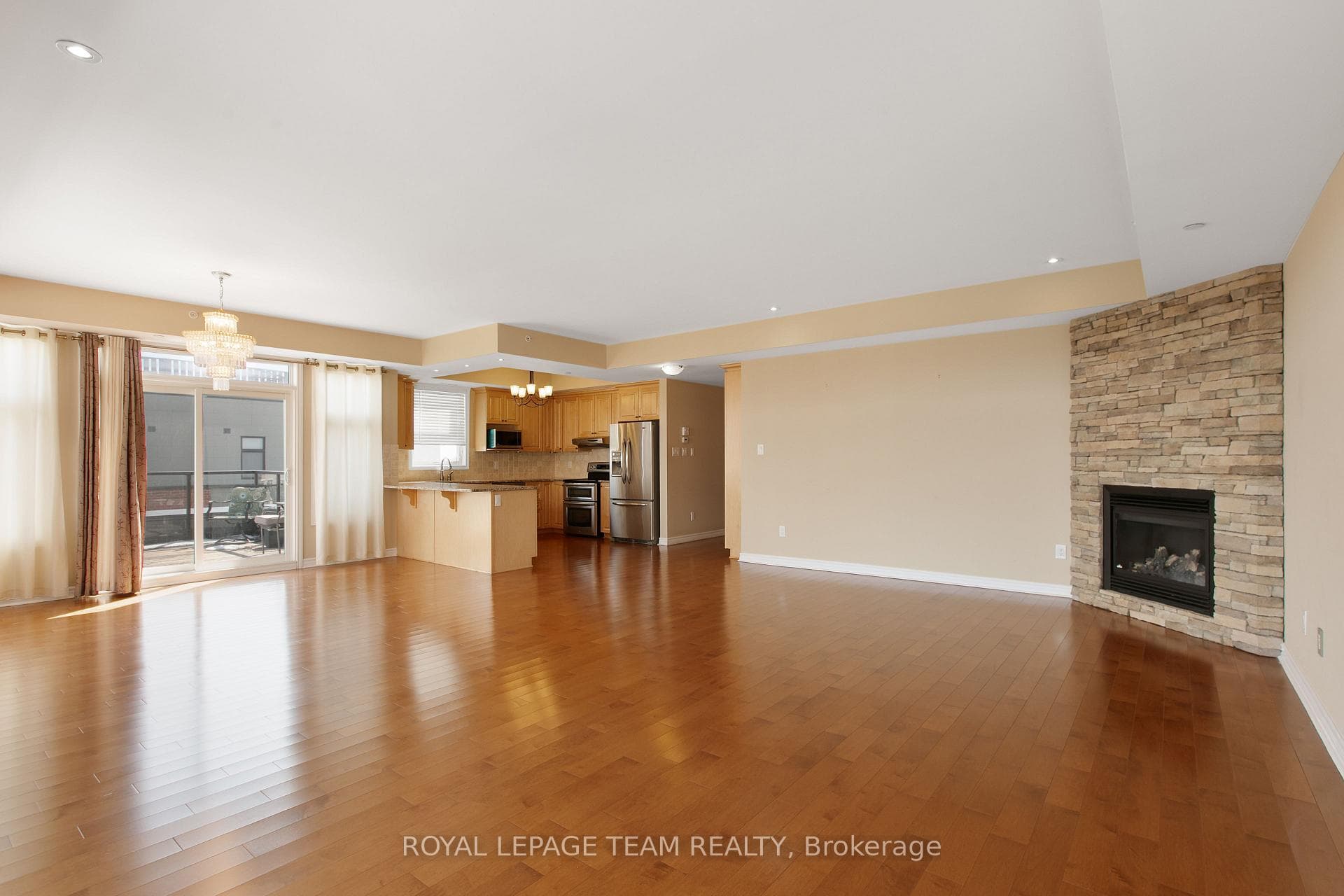 659 Sue Holloway Drive Unit 401 photo 15