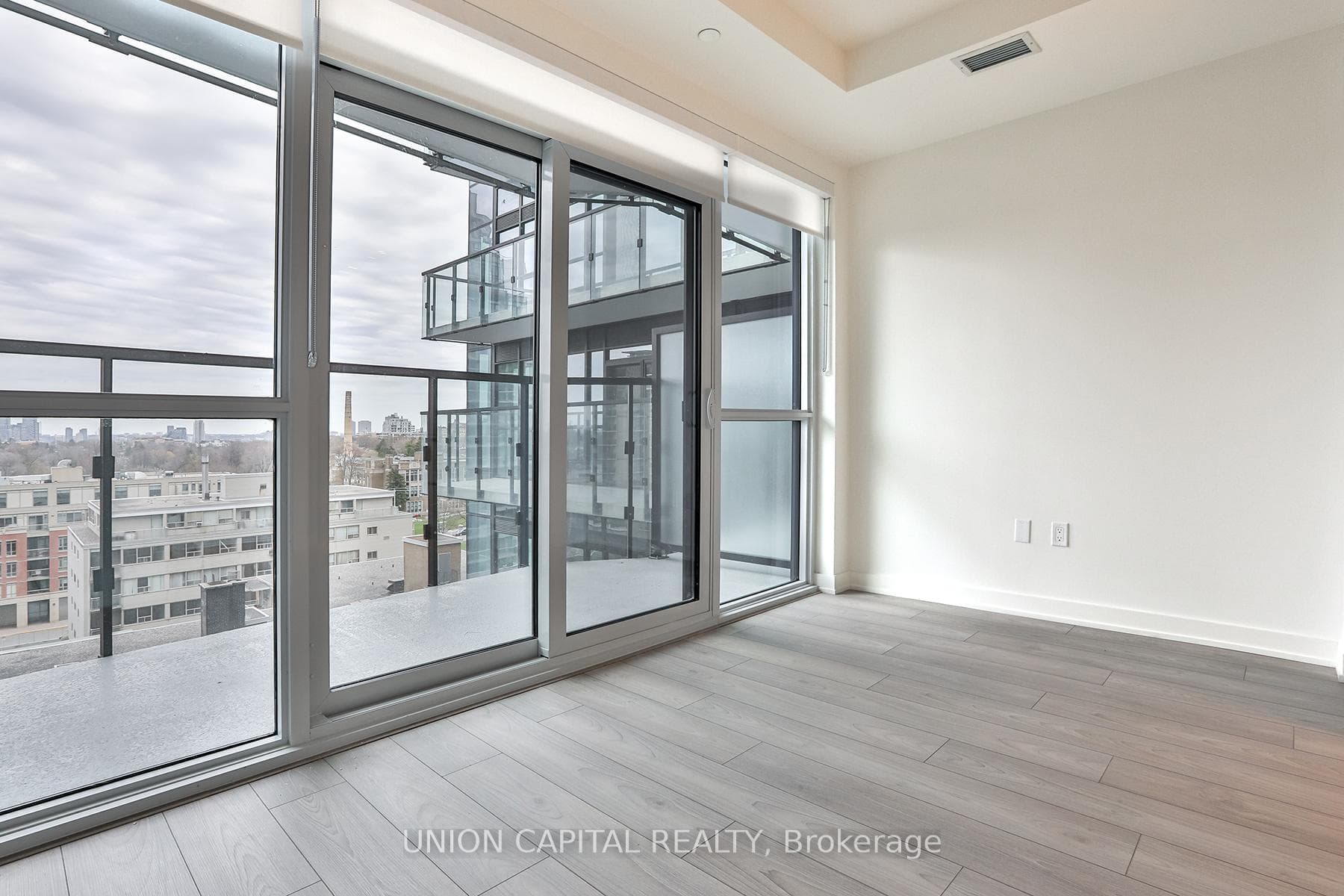 110 Broadway Avenue Unit 712S photo 6